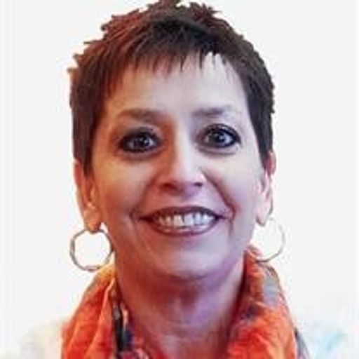Julie Nash Profile Photo