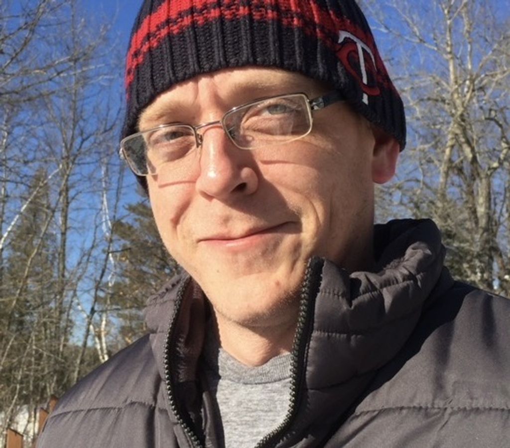 David Gordon Lusian Profile Photo