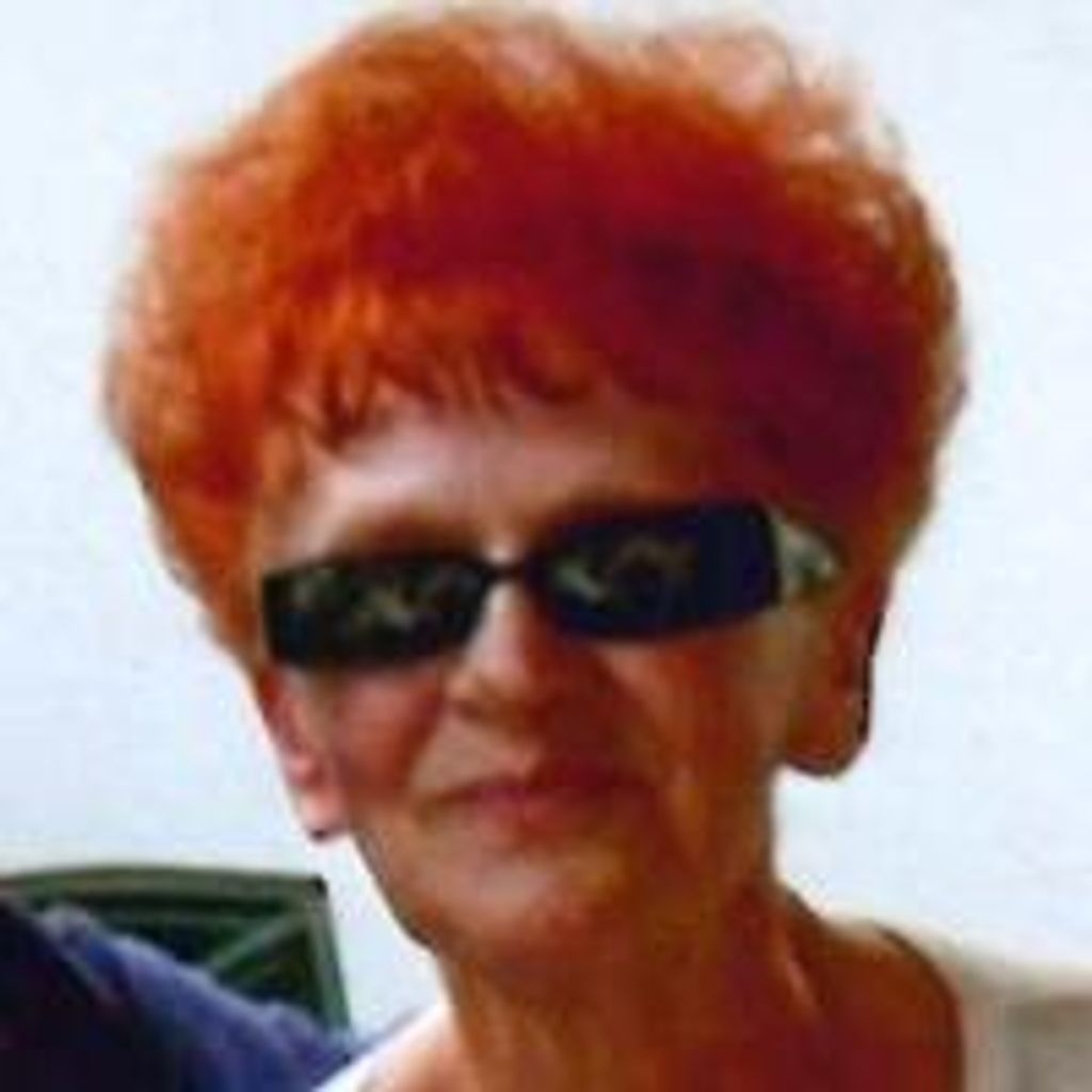 Vivian  R Comeau