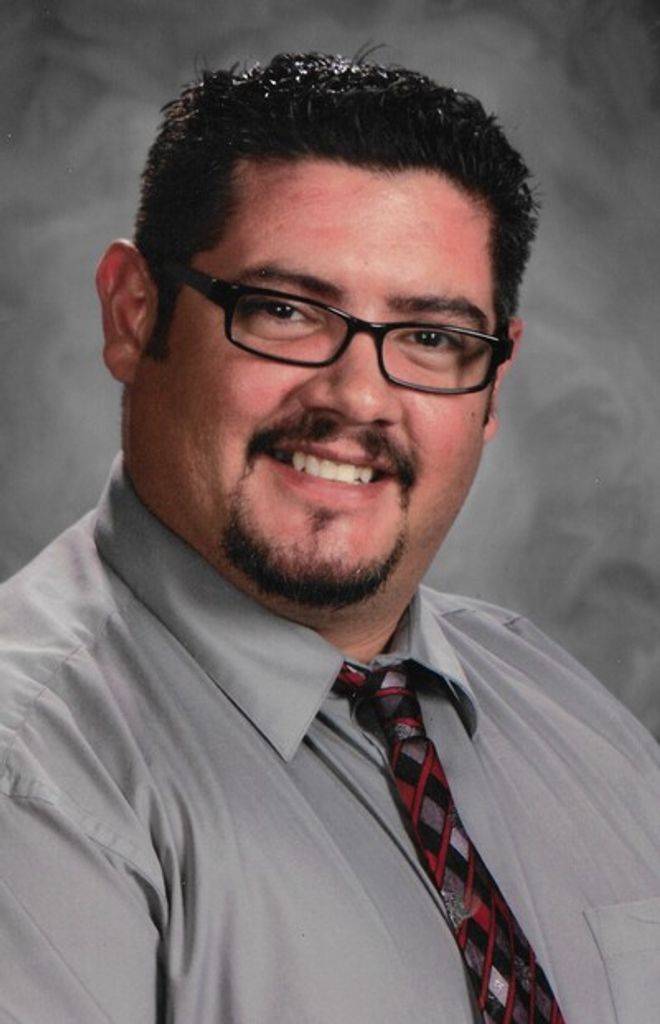 Thomas Manuel Sanchez Profile Photo