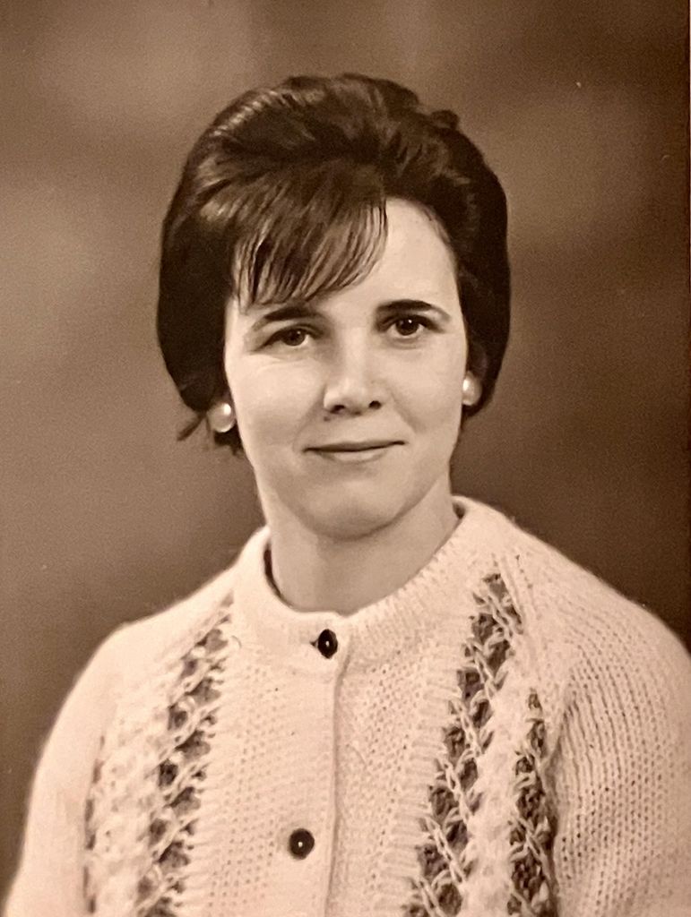 Dolores Delemos Profile Photo