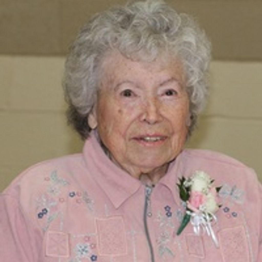 Maxine Eva Raymond Profile Photo