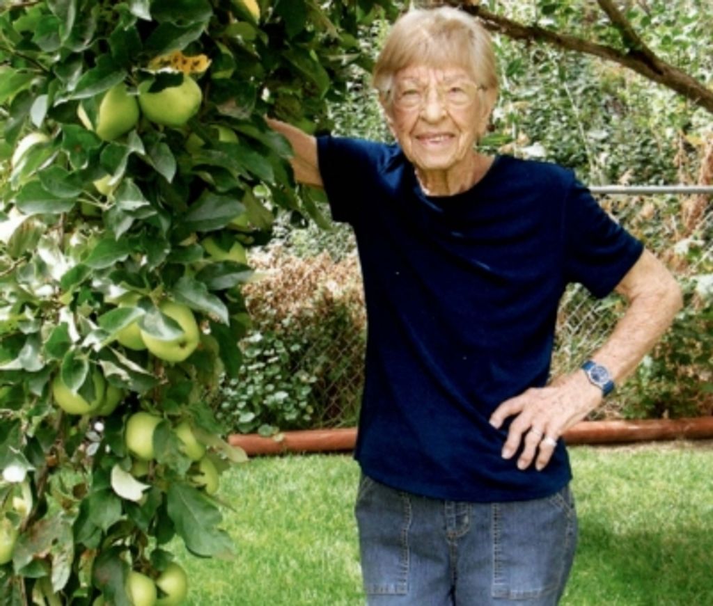 Birdena Â??Birdieâ? Jackie Beveridge Covert