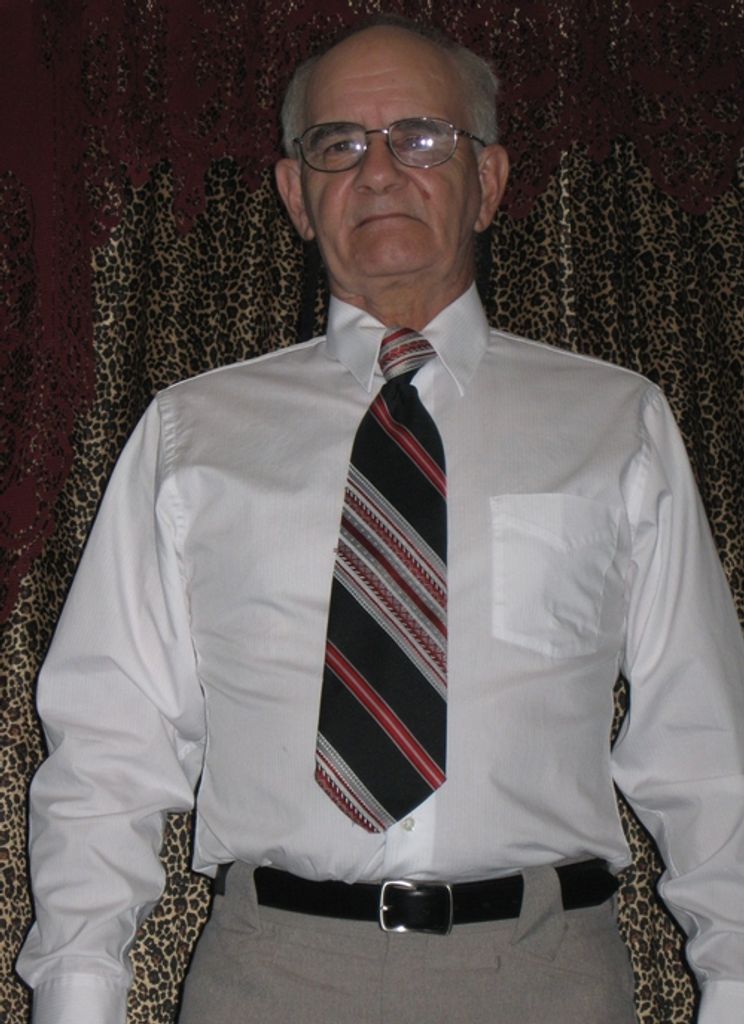 William Edward Stonestreet Profile Photo