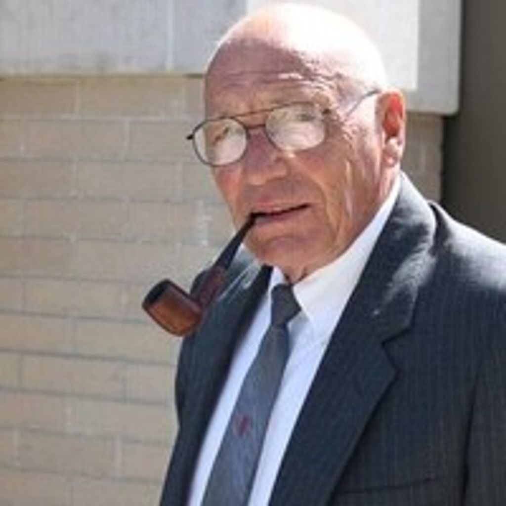 Ronald E Aschoff