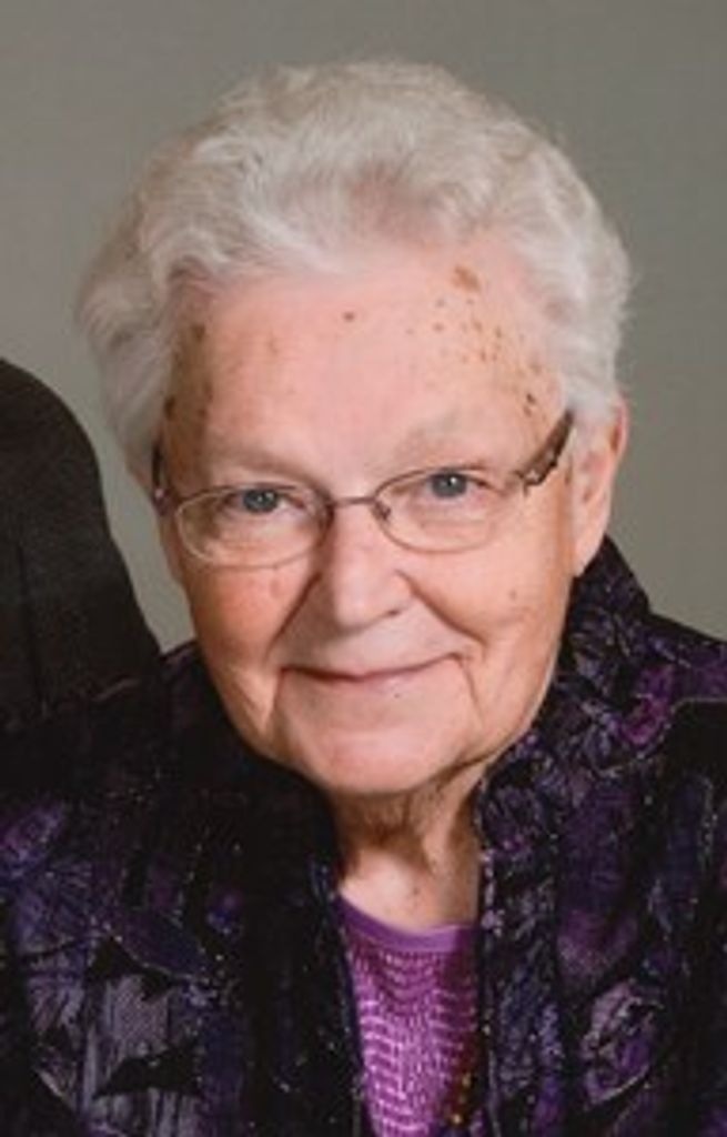 Anna Marie (Schmelz) Geswein