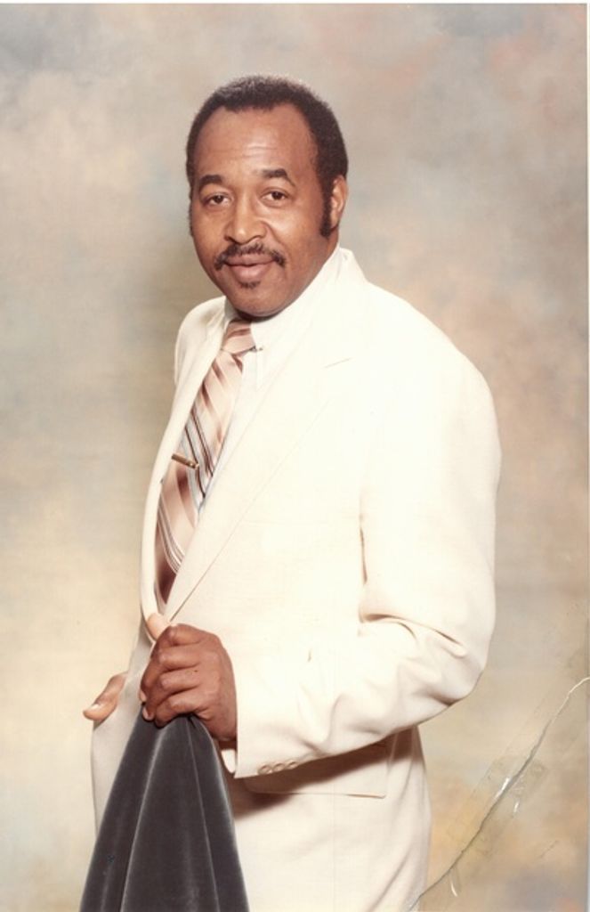 Norman Verdell Foster Profile Photo
