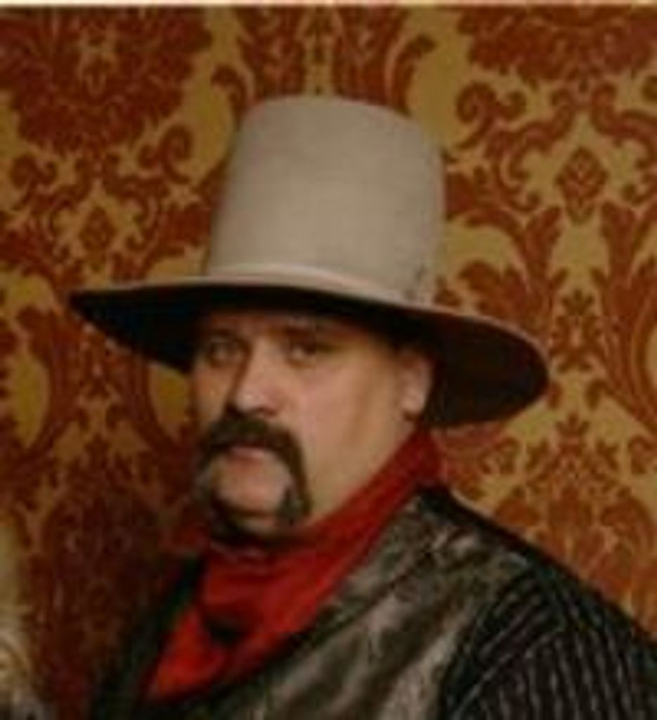 Leland Stapley