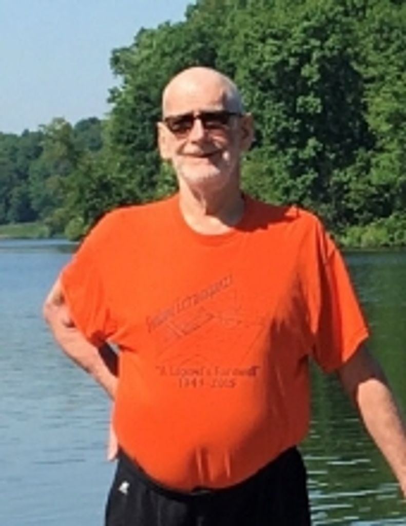 Dennis  Lee Wallace