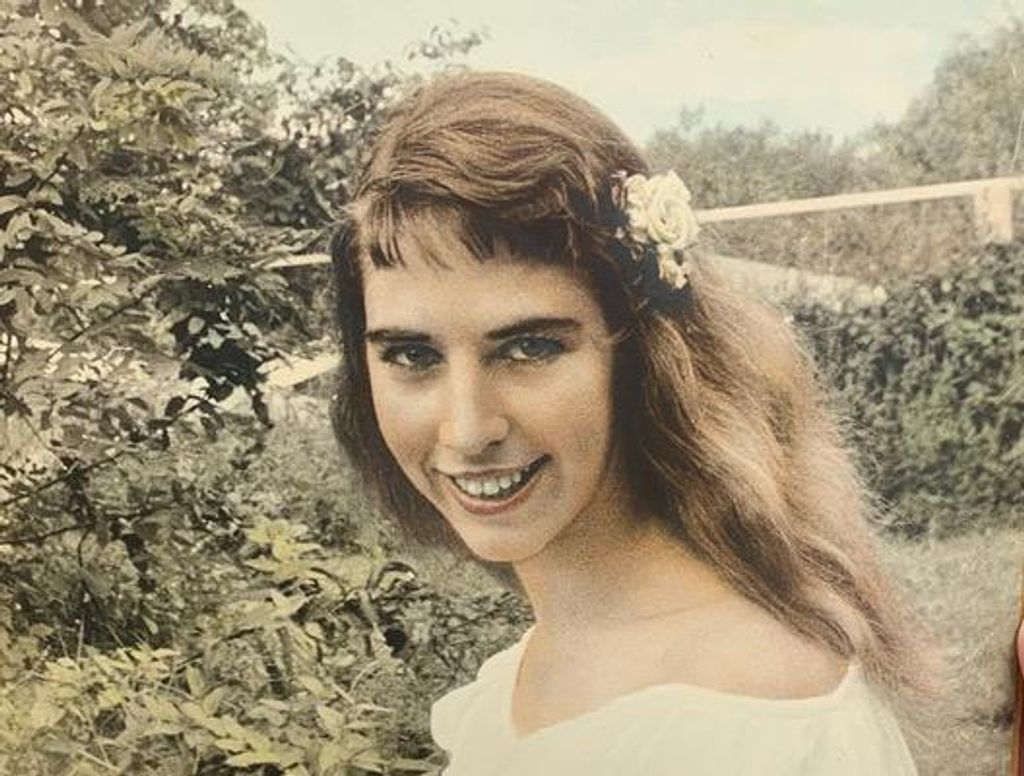 Shirley Yvonne Sterling