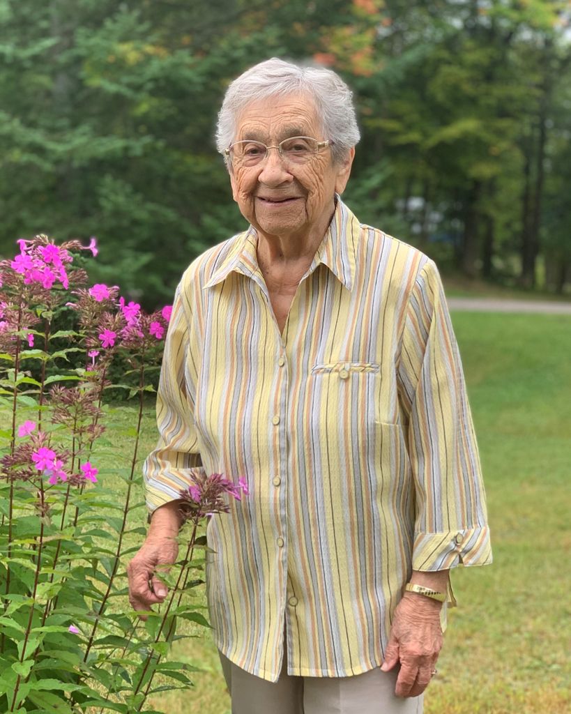 Kanatí:res "Grace" Kathleen Franks