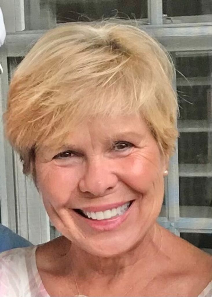 Lynne Monica (Sanders)  Vidmar