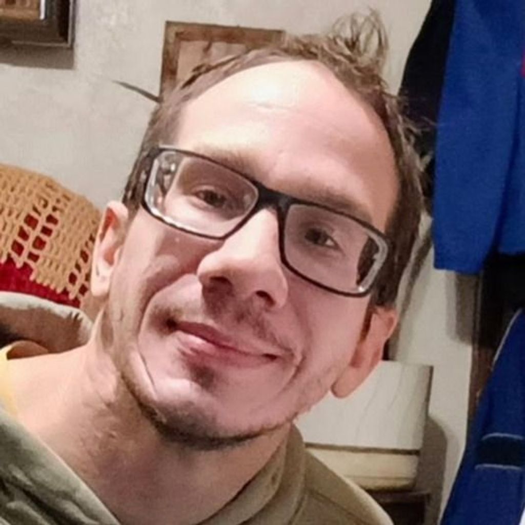 Timothy Stanfield Profile Photo