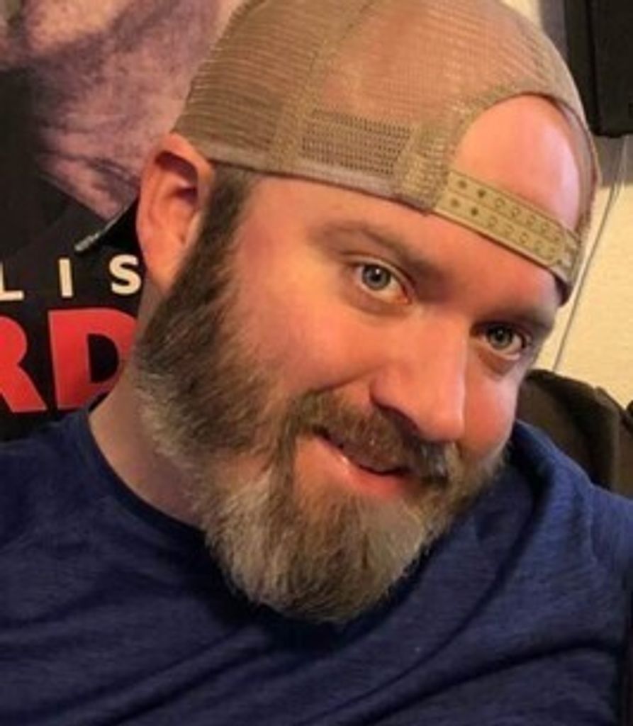 Christopher Logan Cummins Profile Photo