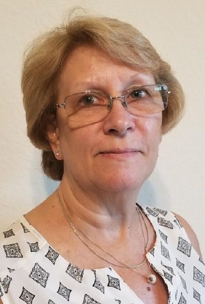 Kathy Lee Lemos Profile Photo