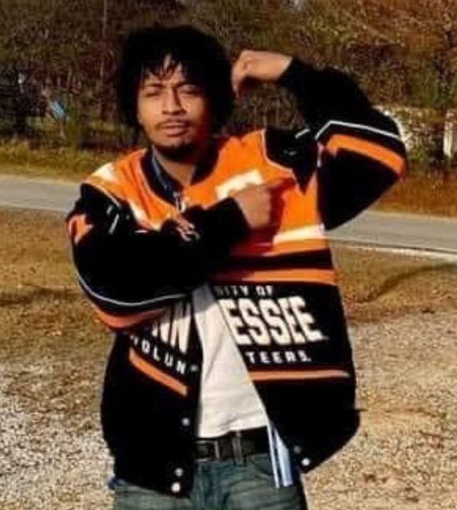 Jerry "Chuck $trong" Eacholes Profile Photo