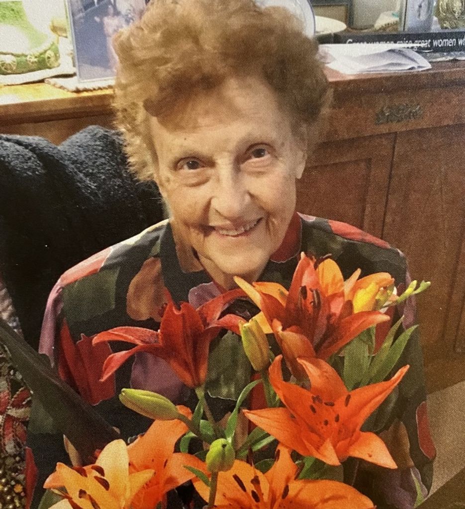 Freya Dora Ruegsegger Profile Photo