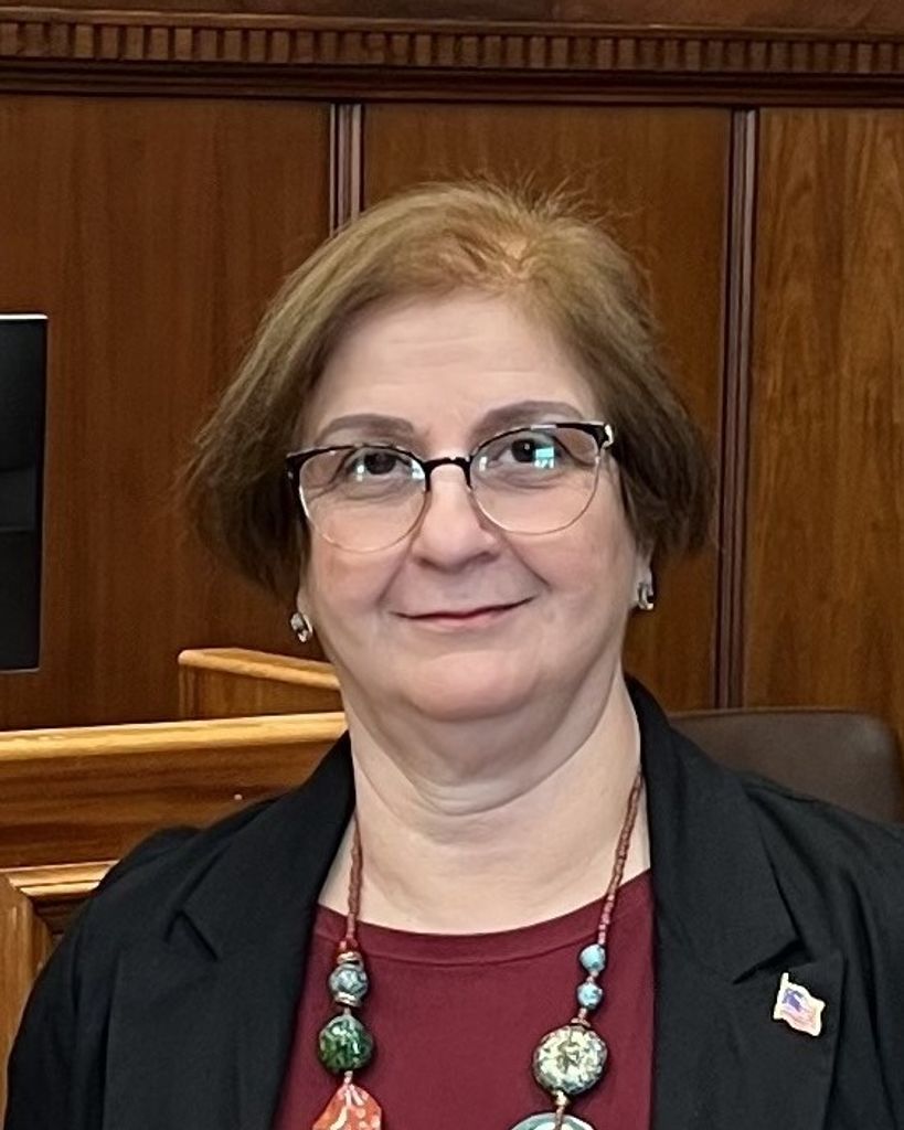 Reyna Oliva Diaz-Alonso Profile Photo
