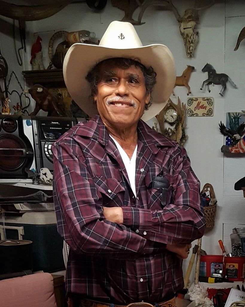 Jose E De La Paz Sr.