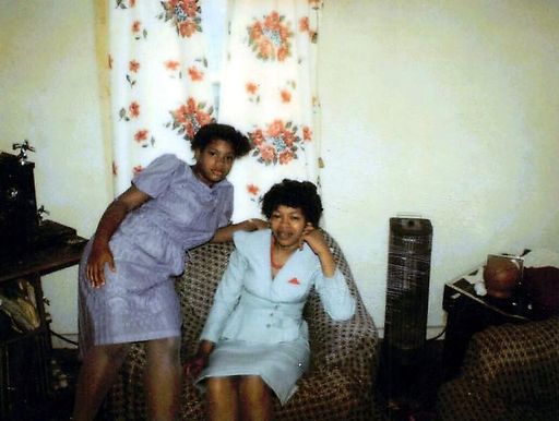 Earline Wilson photo gallery thumbnail 9 of 85
