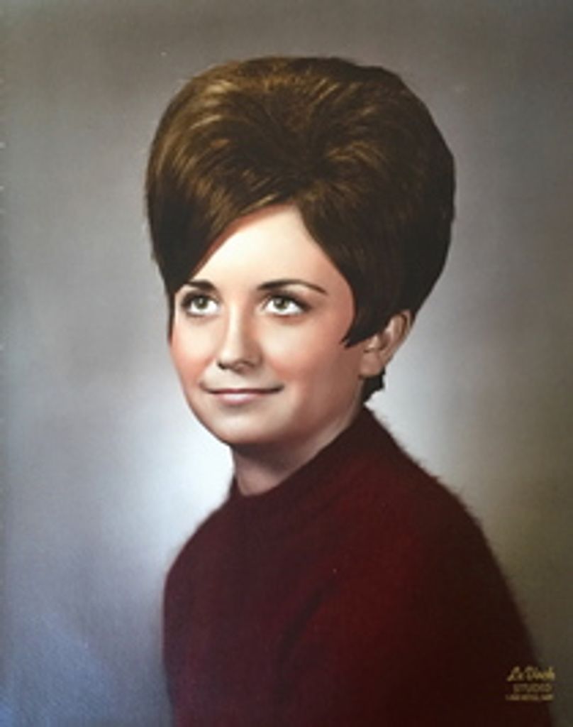 Lois Marie  (Roark)  Hinton