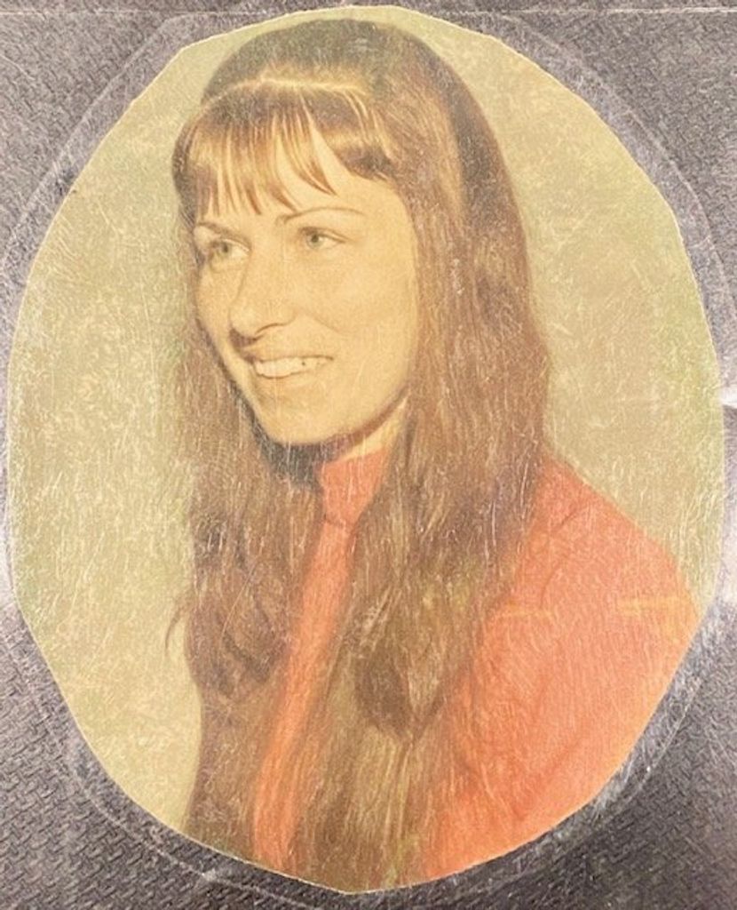 Esther Marie Shriver Tucker