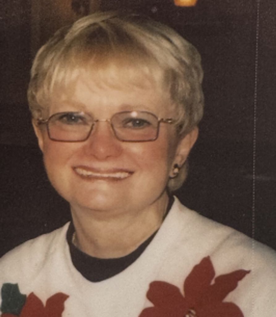 Carol Hennarichs Profile Photo