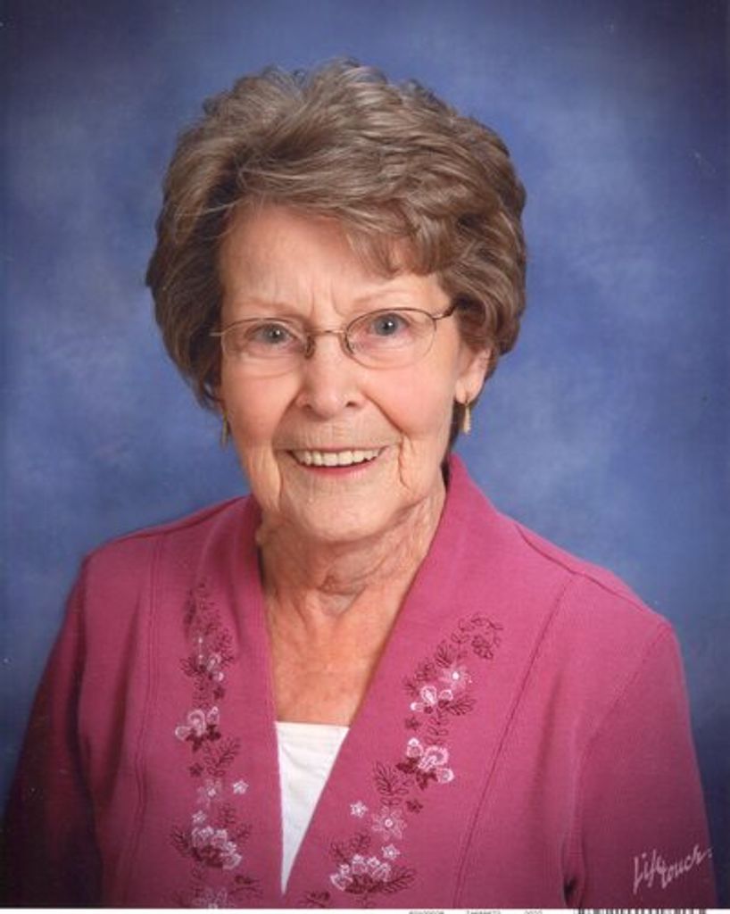 Ellie Page Profile Photo
