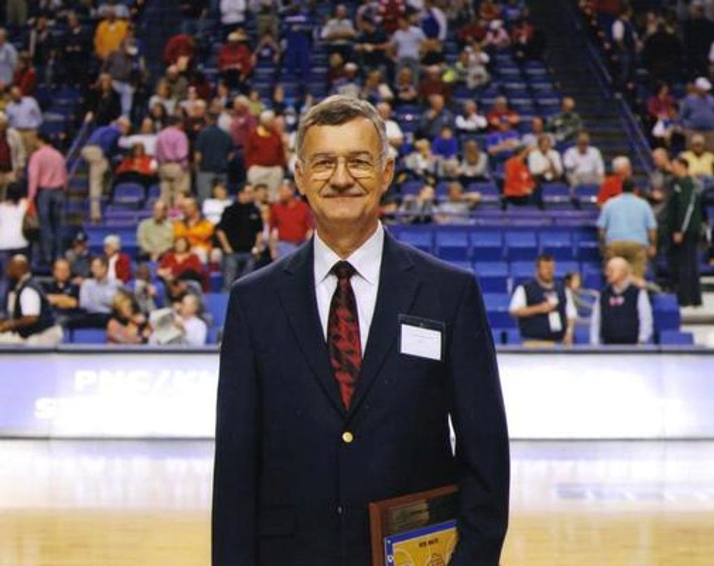 Robert "Bob" Joe Mays