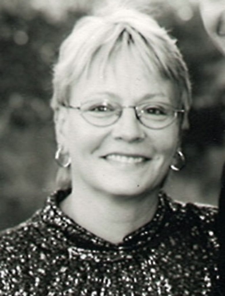 Yvonne Elizabeth Desnoyer Profile Photo