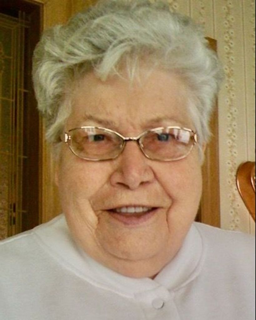 Isabelle M Stough