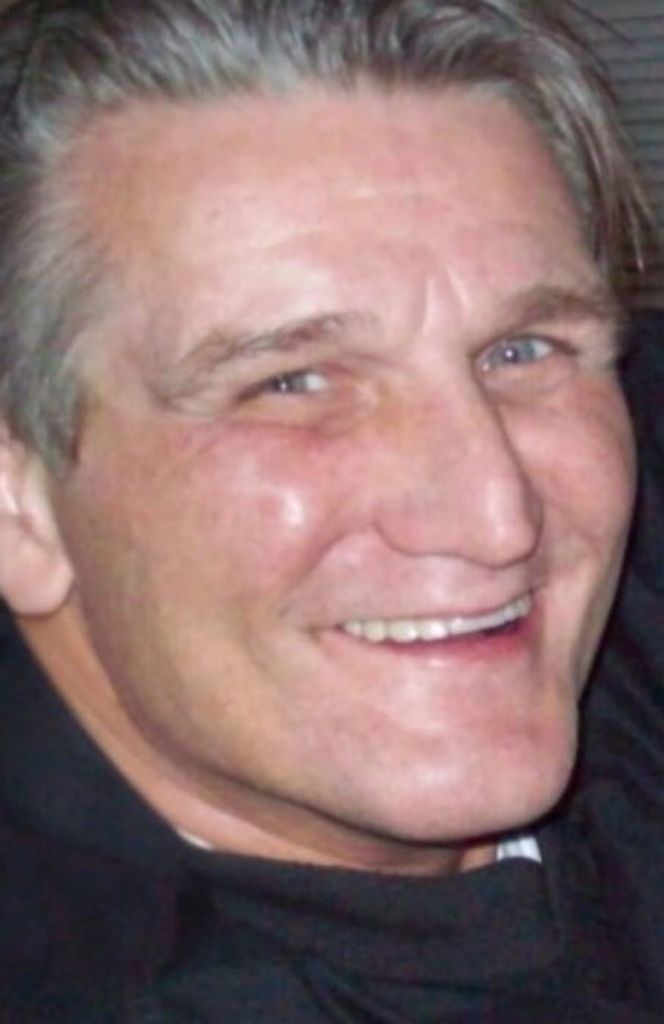 Robert Ross Fisher Profile Photo