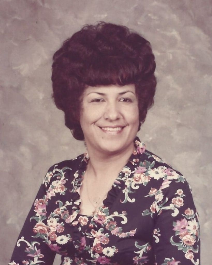 Dolores "Lola" Martinez Profile Photo