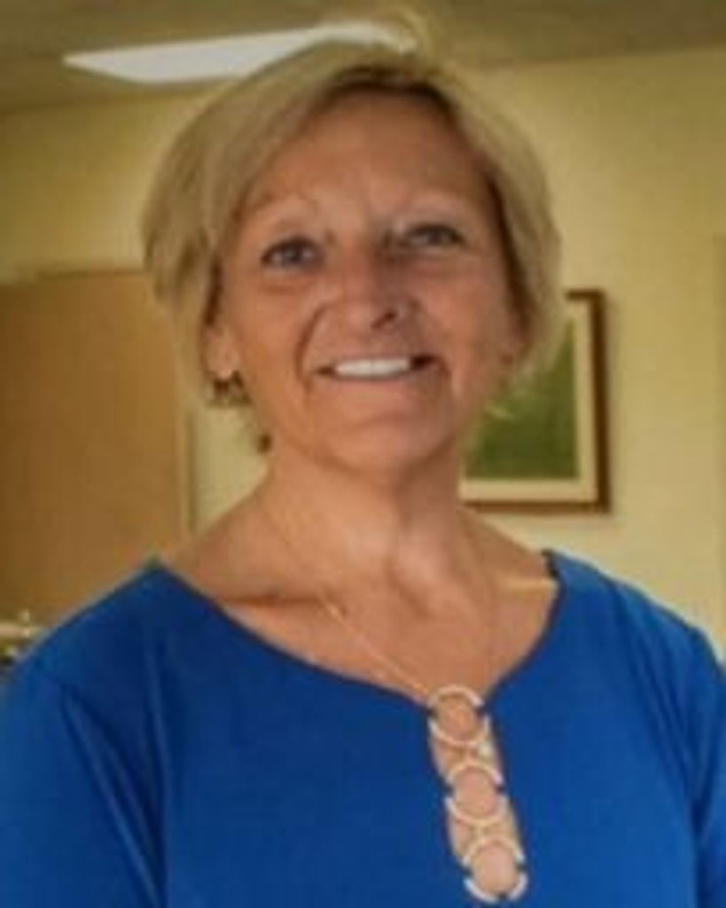 Carolyn Benfield Beaver Profile Photo