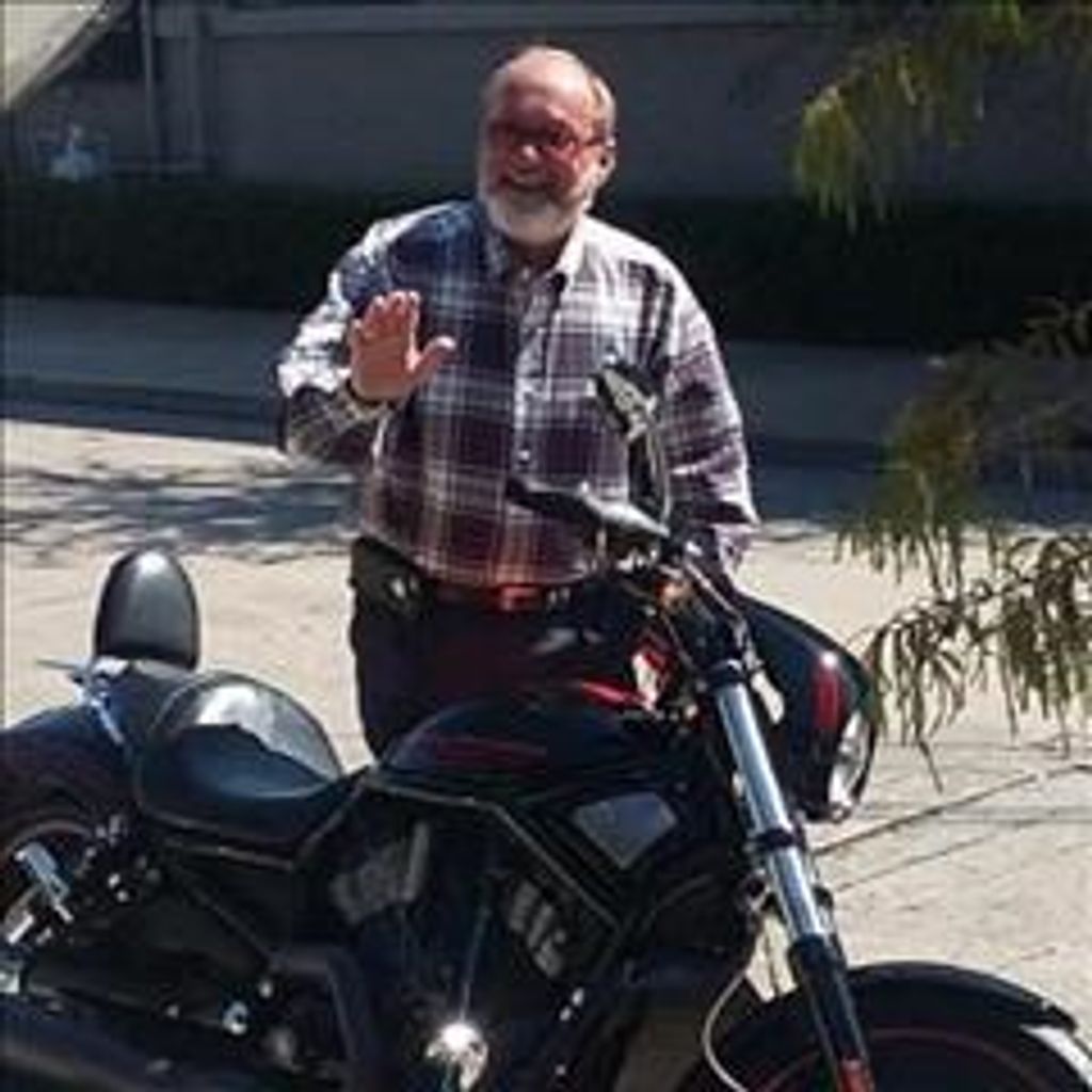 Michael Gene Apple Profile Photo