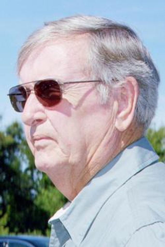 Leon E. Miracle