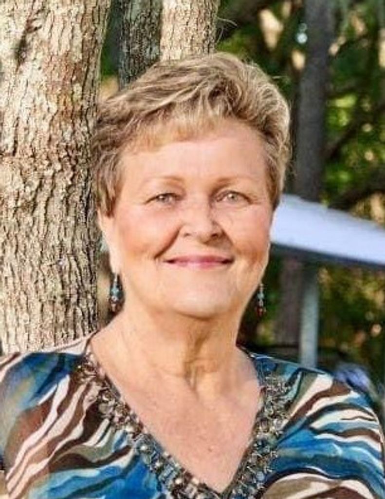 Vicki Highsmith Randall Profile Photo