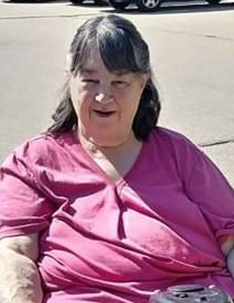 Linda Paquin Profile Photo