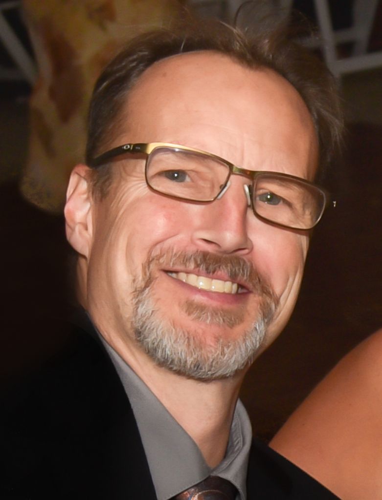 Robert "Rob" Frederick Leighton Jr