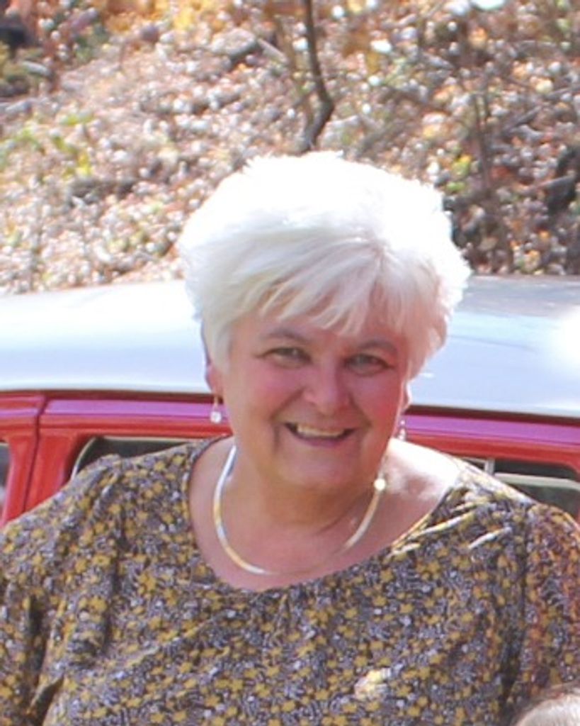 Teresa Adkins Davis Profile Photo