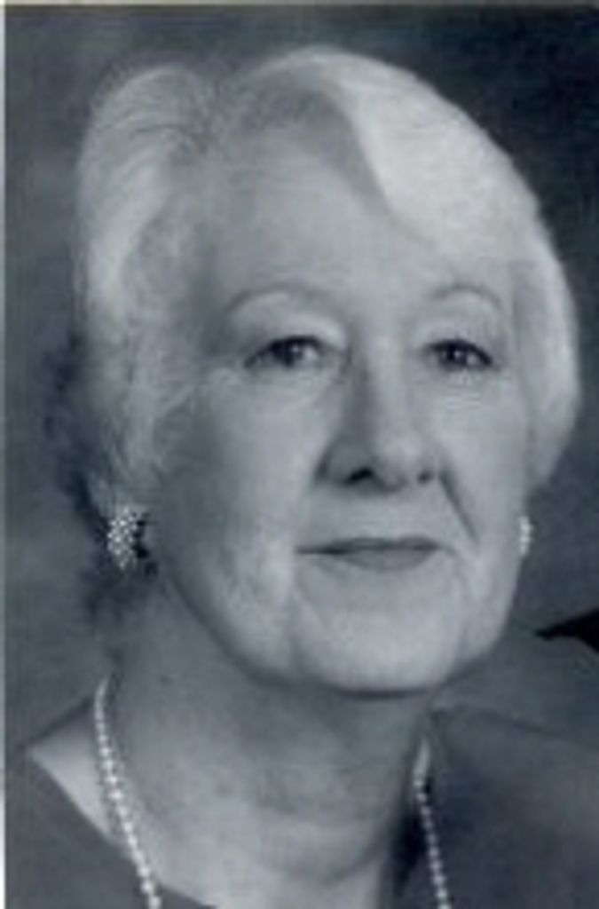Elizabeth Erickson Beneteau Profile Photo