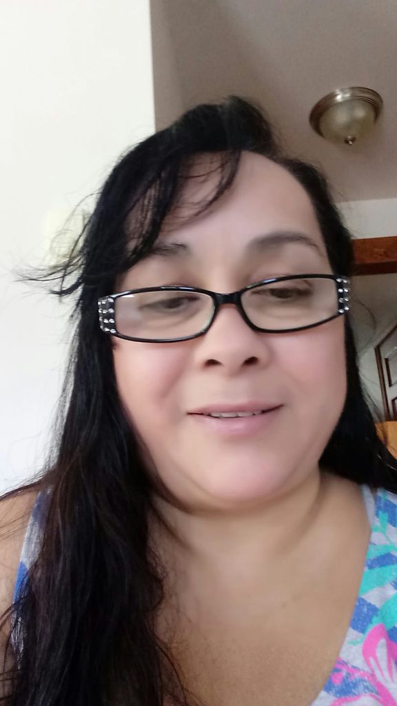 Maria Dolores Hong Profile Photo