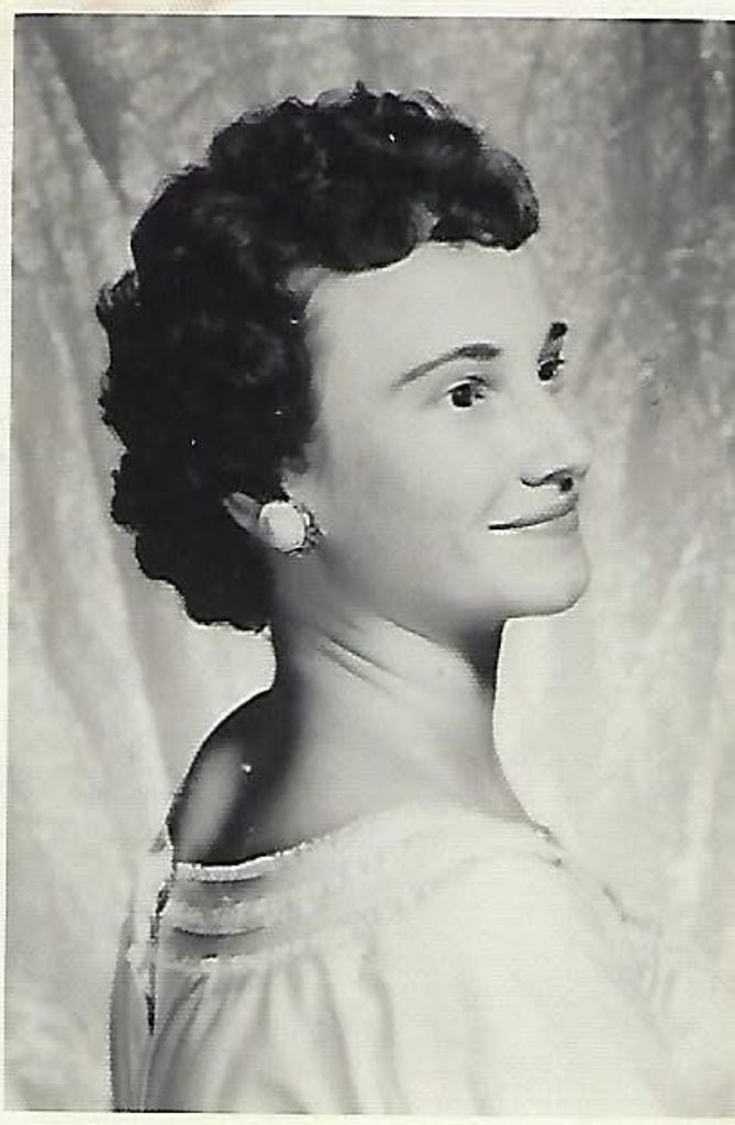 Naomi (Alsbrooks)  Pugh