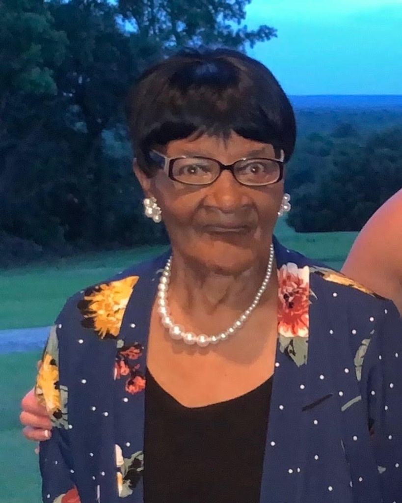 Rosalee McKnight Profile Photo