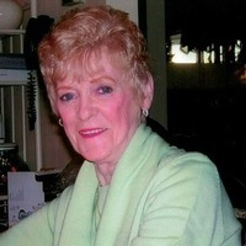 Greta D (Quinn) Mackinnon