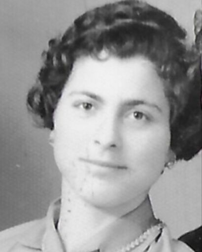 Theresa Fusca Lazzaro's obituary image