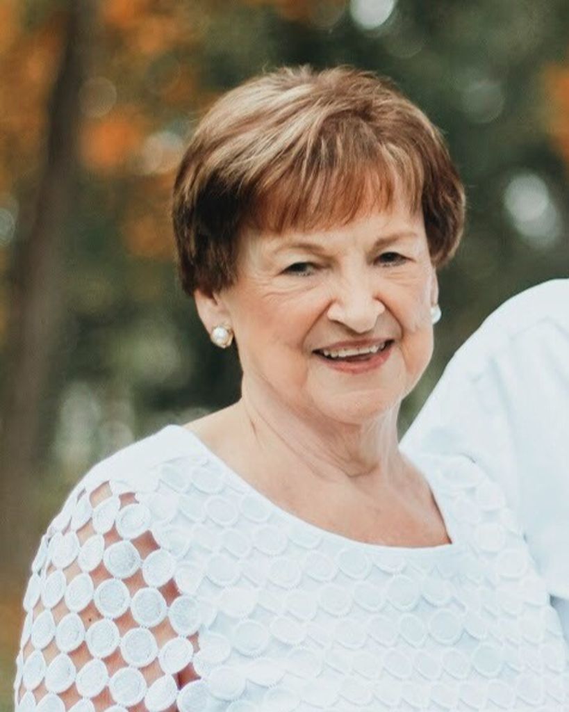 Elizabeth Myrtle Roth Profile Photo