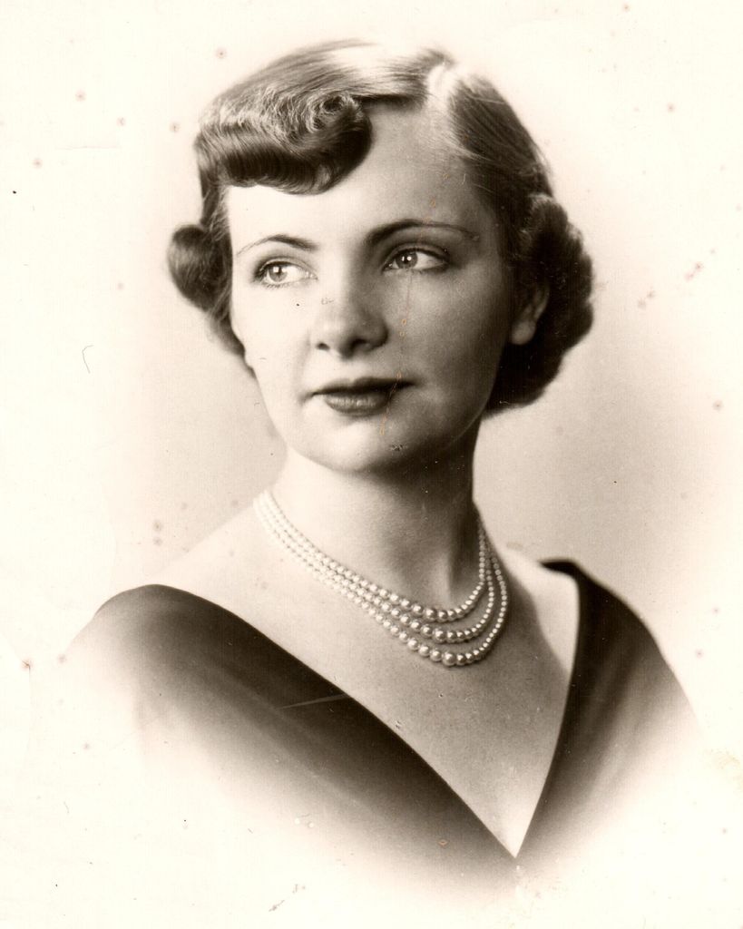 Barbara May Makrianis Profile Photo
