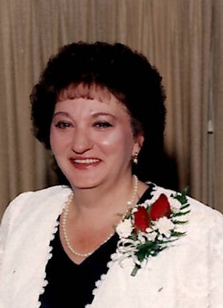 Linda Criticos Profile Photo