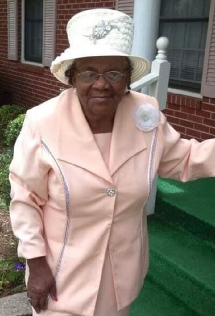 Gladys Saunders Profile Photo